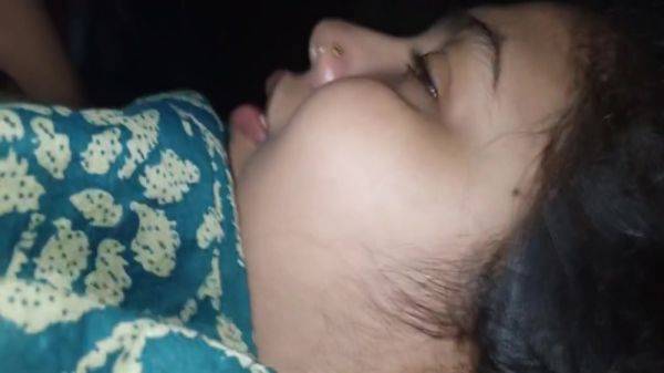 Most Beautiful And New Love In Caring Husband & Wife Love, Newly Married Couples - desi-porntube.com - India on poweredporn.com