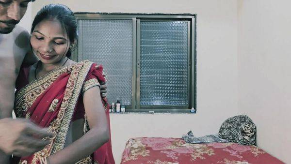 Indian Bhabhi Hot Affair: Friend's Wife Seduced For Hardcore Doggy Style Sex - veryfreeporn.com - India on poweredporn.com