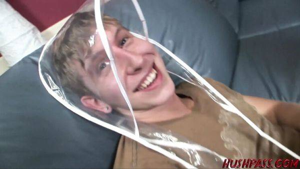 Wild Sex with Nerdy Danny Wylde and Hot MILF Alana Evans - Big Tits Blowjob Facial - veryfreeporn.com - Britain on poweredporn.com