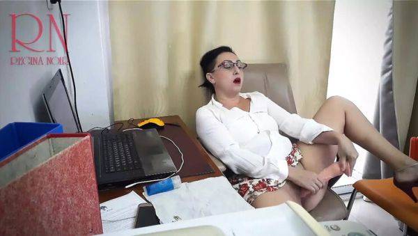 Secretary Regina Noir Office Fuck Dildo Masturbation Orgasm Scene 3 - xxxfiles.com - Britain on poweredporn.com