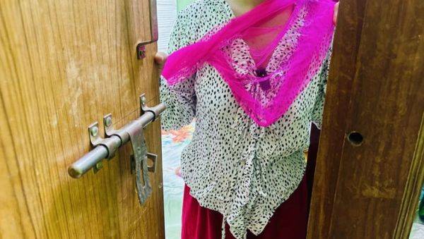 Desi Teacher Fucks Student While Mother Away - Homemade Bengali Sex - xxxfiles.com - India on poweredporn.com