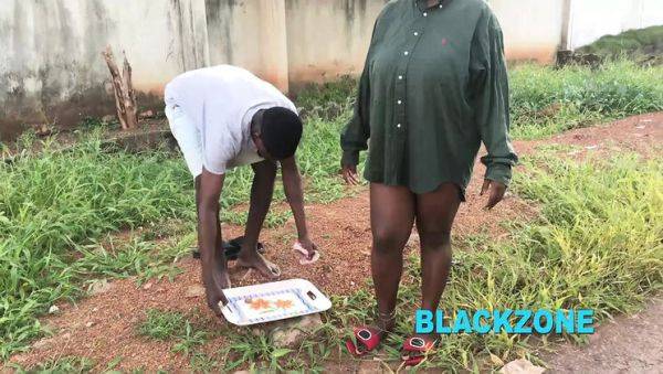 Helping Stranger Fucks Chubby Nigerian Teen with Big Natural Tits in Missionary Creampie - veryfreeporn.com - Nigeria on poweredporn.com