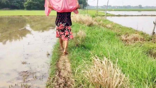 Desi Village Wife Home Alone Fucks Neighbor Man - Outdoor Sex & Creampie - veryfreeporn.com - India - Bangladesh on poweredporn.com