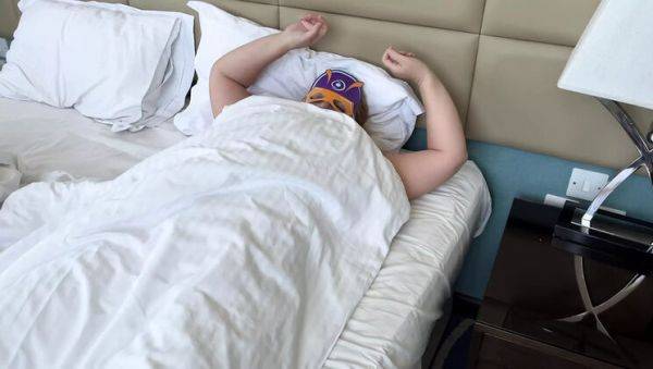 Zara Charm Morning Masturbation - Hairy MILF Wakes Up Wet & Horny - veryfreeporn.com - Russia - Britain on poweredporn.com