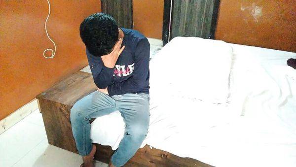 Sunlight Cream Massage: Indian Wife Cheats with Big Cock Doggy Style Fucking - porntry.com - India on poweredporn.com