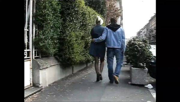 Full HD Italian Movie - Veronica Belli & Isabella Bellini Suck Big Cock in Vintage Blowjob Scene - porntry.com - Italy on poweredporn.com