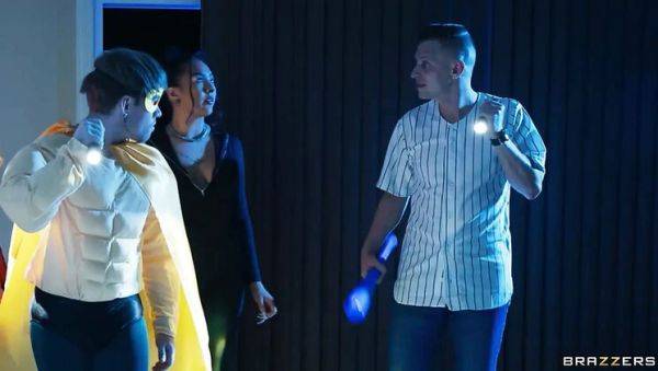 Halloween Threesome with Shay Fox and Kelsey Kane Ghost Hunting Big Tits Blowjob - porntry.com - Britain on poweredporn.com