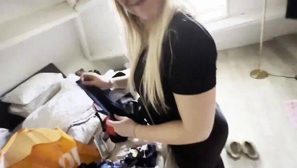 8 Months Pregnant Siswet Gives Intense Blowjob and Facial Cumshot - porntry.com - Netherlands on poweredporn.com