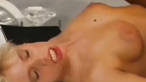 1995 German Vintage Secretary Hardcore with Zenza Raggi & Angel Heart - veryfreeporn.com - Germany on poweredporn.com