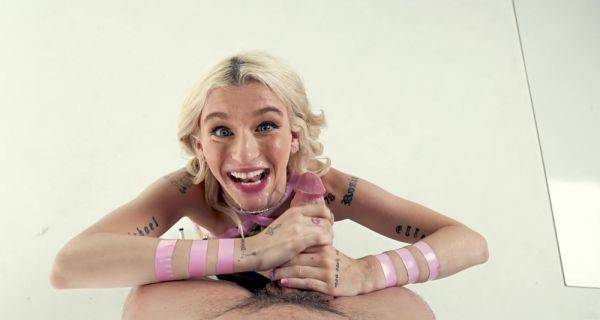 Skinny babes Emma Rosie and Brock Cooper enjoy a passionate session - alphaporno.com on poweredporn.com