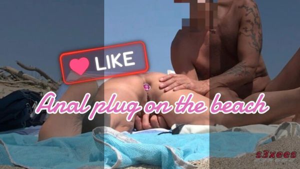 Amateur Exhibitionist Wife Gets Pussy Fingering and Clit Massage on Nude Beach - xxxfiles.com - France on poweredporn.com