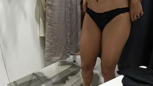 Kadavak 18 Year Old Italian Amateur Girl Public Masturbation in Store Dressing Room - Wet Pussy Close-Up - xxxfiles.com - Italy on poweredporn.com
