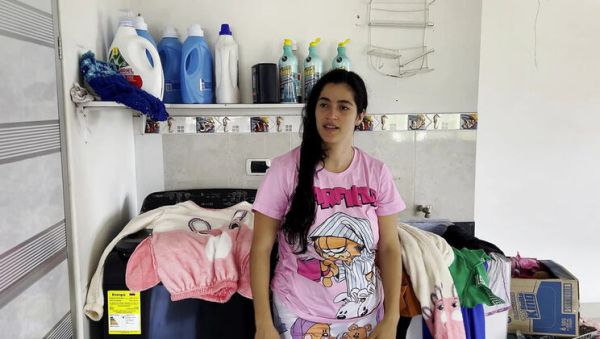 Cheating Wife Fucks Brother In Law - Horny Latina Homemade Doggy Style - veryfreeporn.com - Spain - Colombia on poweredporn.com