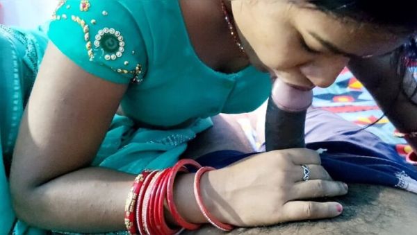 Desi Bhabhi Blowjob with Hindi Audio - Big Ass Indian Aunty Fucking Boyfriend - porntry.com - India on poweredporn.com