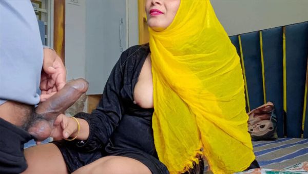 Pinki Cute Indian Hijabi Stepmom Hard Doggystyle Fuck and Creampie on Big Ass - xxxfiles.com - India - Pakistan on poweredporn.com