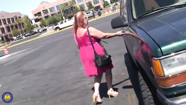 Slut Deb Fisted Hard in Garden by Chunky Mature MILF - porntry.com - Britain on poweredporn.com