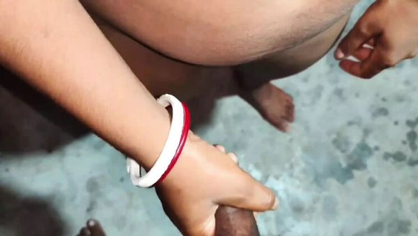 Desi Bhabhi Gets Filled by Big Cock in Doggy Style - Indian Aunty Anal Fucking - porntry.com - India on poweredporn.com