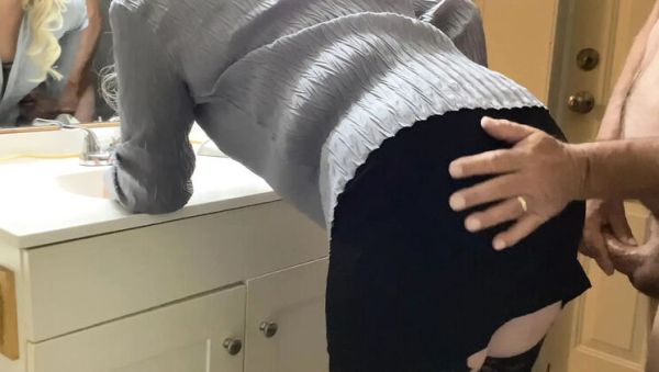 Homemade Anal Fuck with Mature Blonde in Stockings Before Work - porntry.com - Usa on poweredporn.com