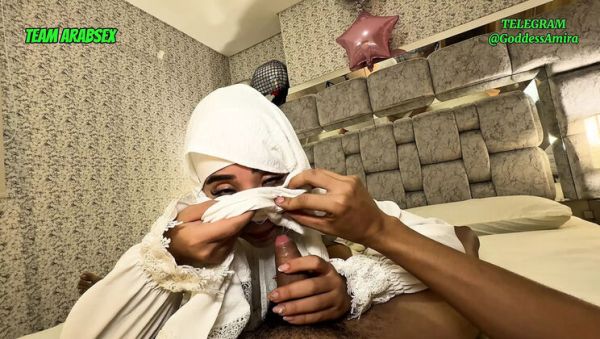 Homemade Arab Teen Teacher Fucks Husband - Sweet Egyptian Chick Moans Loud - porntry.com - Egypt on poweredporn.com