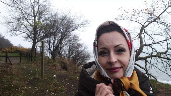 Wanilianna Squirts & Pee in Public Place Amateur MILF Stockings Solo - veryfreeporn.com - Britain on poweredporn.com