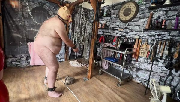 Domina Satana Spanking Her Piggy Slave - BBW Femdom Punishment & Humiliation - porntry.com - Britain on poweredporn.com