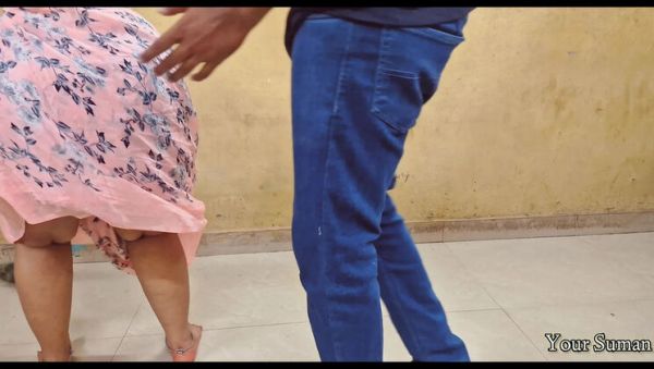 Indian Bhabhi Suman Hot House Cleaning in Saree - Desi MILF Blowjob and Cumshot POV - veryfreeporn.com - India on poweredporn.com