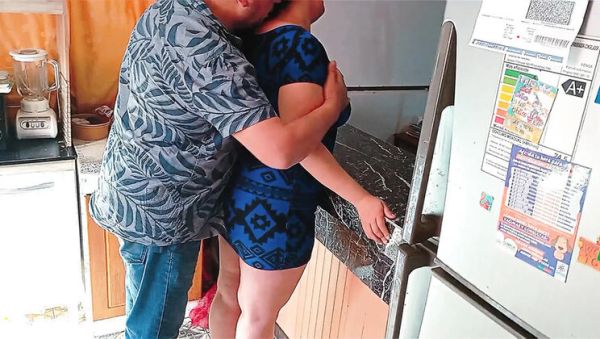 Horny BBW Kelly Mom Stepdaughter Fucked Hard by Older Stepdad in Kitchen - veryfreeporn.com - Usa on poweredporn.com