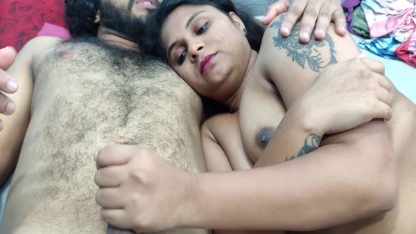 Indian Mallu In Sex With Wife, Mallu Indian Sexy Wife And Husband Hot Sex In Bedroom - desi-porntube.com - India on poweredporn.com