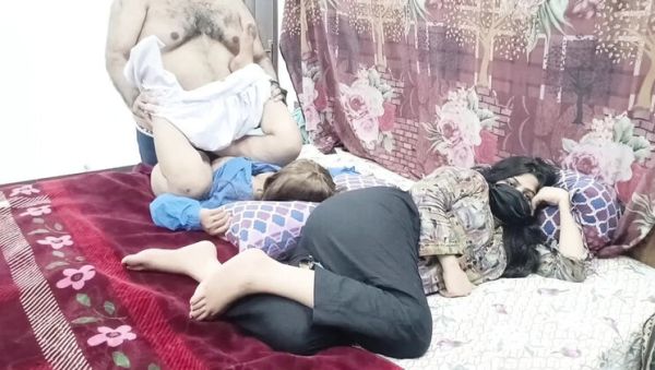 Desi Pakistani Husband Cheats With School Girl In Uniform While Wife Watches - porntry.com - Pakistan on poweredporn.com