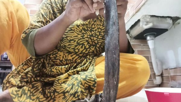 Desi Girl Hot Voice Story with Stepmom and Stepsister in Bengali Homemade - porntry.com on poweredporn.com