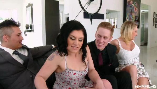 Blonde PAWG Swinger Deep Throat and Facial Cumshot - Kagney Linn Karter Swallows - veryfreeporn.com - Britain on poweredporn.com