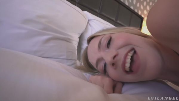 Puts On Her Best Lingerie And Mick Rubs Her Ass With Oil - Mick Blue And Rebel Rhyder - videohdzog.com on poweredporn.com