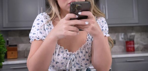 Pawg Stepdaughter Helps Out Massive Cocked Stepdad- - inxxx.com on poweredporn.com