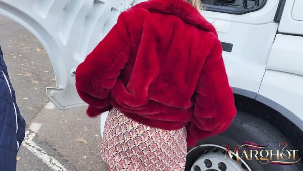 Sexymarghot Public Truck Fuck: Amateur MILF Blowjob & Riding in Parked Cab - veryfreeporn.com - France on poweredporn.com