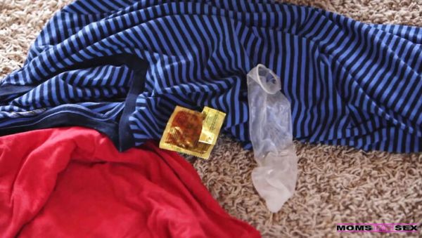 Step Mom Julia Ann Watches Teen Threesome Creampie - Big Tits MILF HD - xxxfiles.com - Britain on poweredporn.com