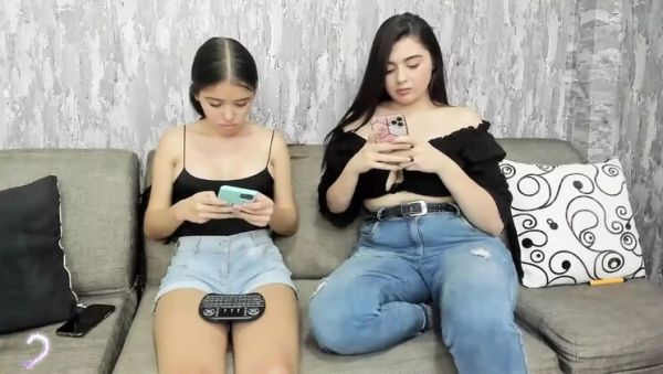 BBW StepMom Gets Creampie Then Anal With Teen Amateur Girl - xxxfiles.com - Britain - Colombia on poweredporn.com