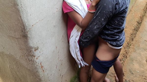 Chachi Ki Chudai Hot - Valentine S Day - desi-porntube.com - India on poweredporn.com