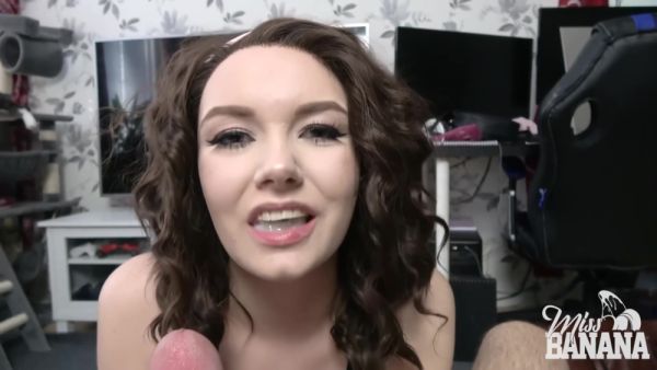 Uses Her Mouth To Make A Cock Cum - Miss Banana - upornia.com on poweredporn.com