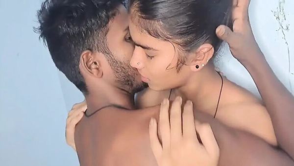 Indian College Girlfriend Handjob and Fingering in Bathroom - Homemade Teen Sex with 18 Year Old Students - xxxfiles.com - Britain - India on poweredporn.com