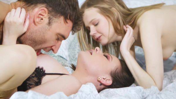 The Live-in Nanny Vol 1 With Coco And Alison - Alison Rey, Coco Lovelock And Alex Legend - upornia.com on poweredporn.com