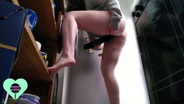 Step Sister Caught Squirting with Cucumber in Kitchen - Hidden Cam - veryfreeporn.com on poweredporn.com