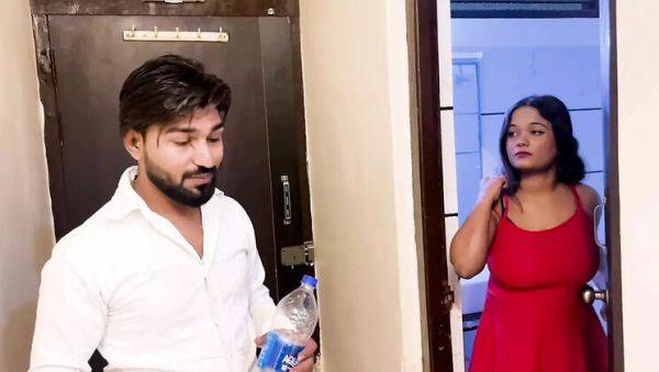 Rich Indian Girl Fucks Servant in Hotel - Desi Bhabhi Hot Sex - veryfreeporn.com - India on poweredporn.com