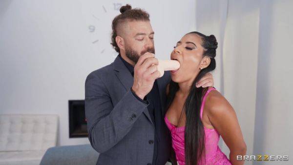 Training Her Throat For Him - Andrea Retali - videomanysex.com on poweredporn.com