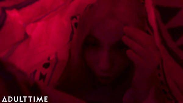 Kenzie Reeves - Gets Stuck & Has Hot A Fuck With Her Friend - hotmovs.com on poweredporn.com