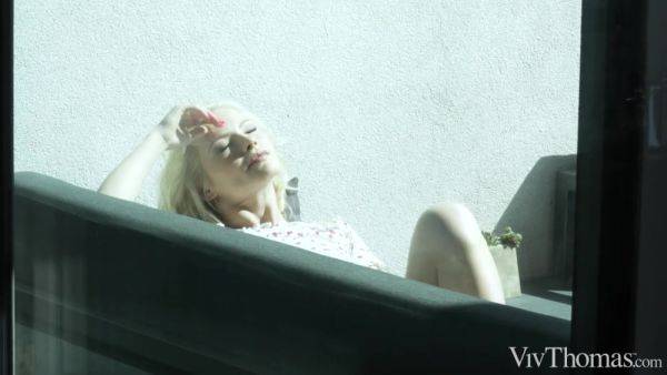 Morning Desires - Amirah Adara & Zazie S - hotmovs.com on poweredporn.com