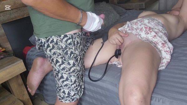 A Lot - Inflatable Dildo Makes Her Cum - desi-porntube.com - India on poweredporn.com