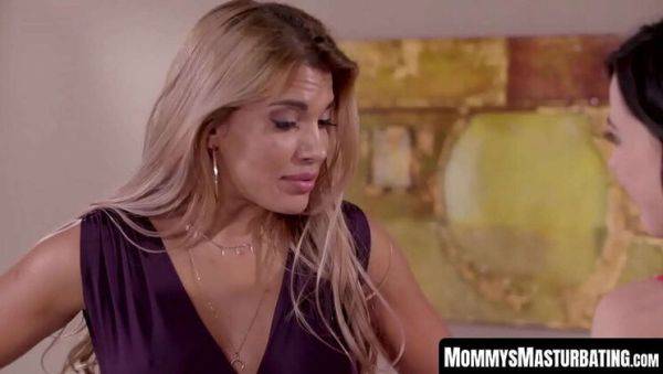 Big Tits MILF Mercedes Carrera Licks Teen Whitney Wright's Pussy - Lesbian Taboo Fun - porntry.com on poweredporn.com