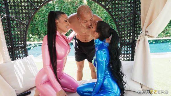 Poolside Fashionistas - Luna Star & Ryan Reid - videomanysex.com on poweredporn.com