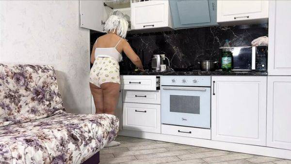 Stepmom Surprises StepSon with Breakfast and Anal Fuck - Homemade MILF Action - veryfreeporn.com on poweredporn.com