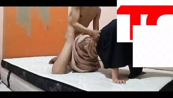 Ex-Girlfriend Surprise: Hot Hijab Indonesian Girl Invites Me to Her Boarding House for Creampie Fun - veryfreeporn.com - Indonesia on poweredporn.com